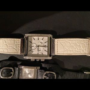 Woman’s watches GUESS + Michael Kors